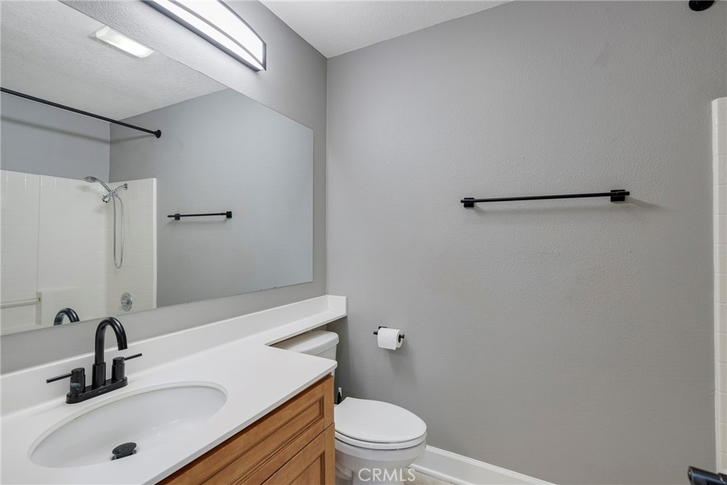 3435 Salisbury Circle C Property Photo 22