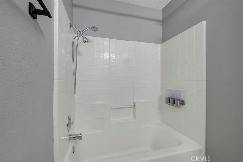 3435 Salisbury Circle C Property Photo 29