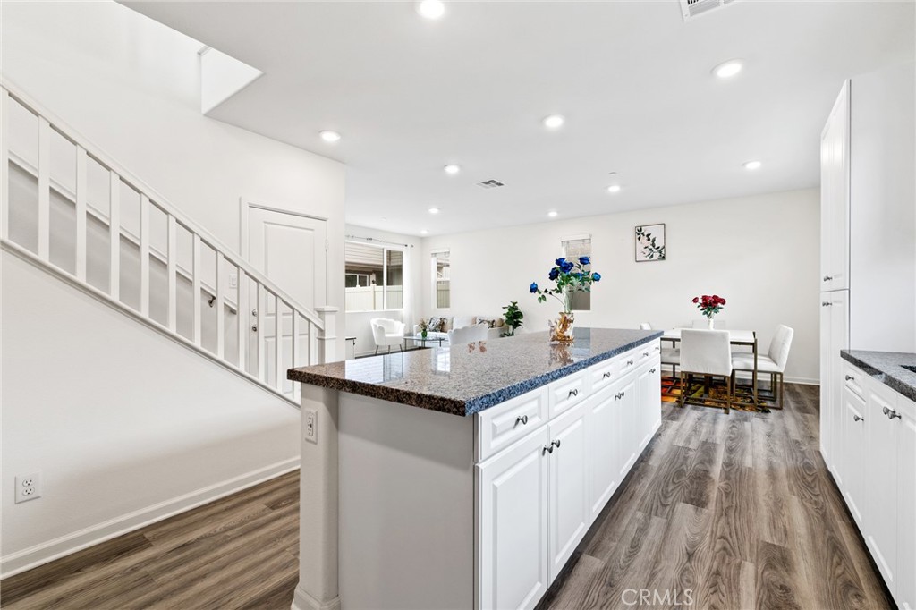 10281 Trickle Property Photo 4