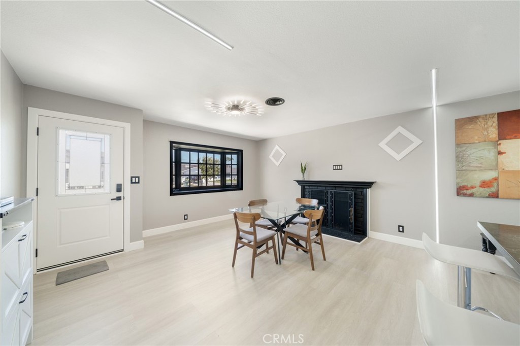 6382 Yale Property Photo 5