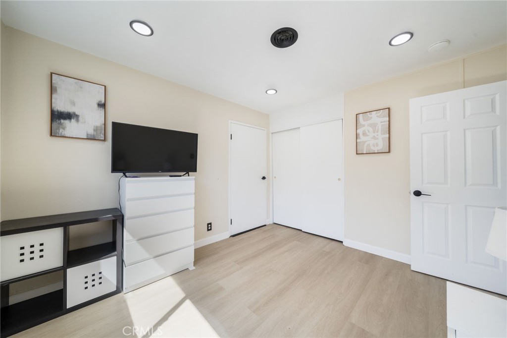 6382 Yale Property Photo 20