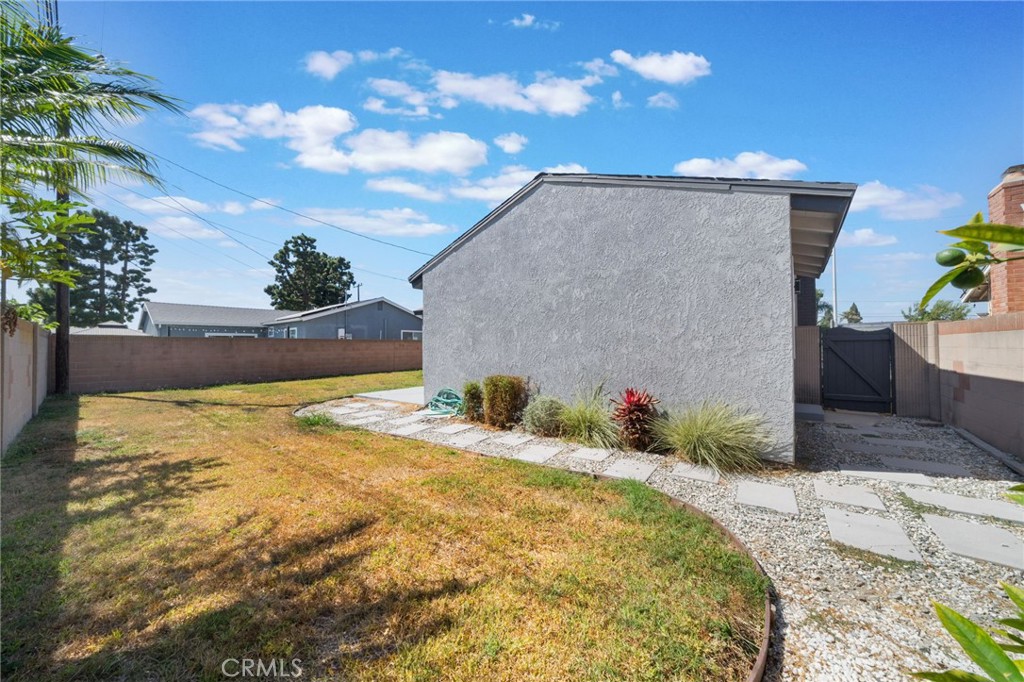 6382 Yale Property Photo 23