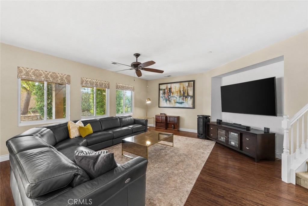 7132 Jantina Court Property Photo 2