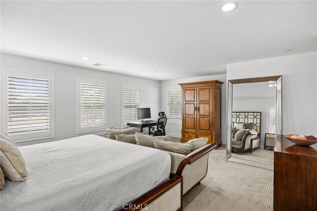 7132 Jantina Court Property Photo 14