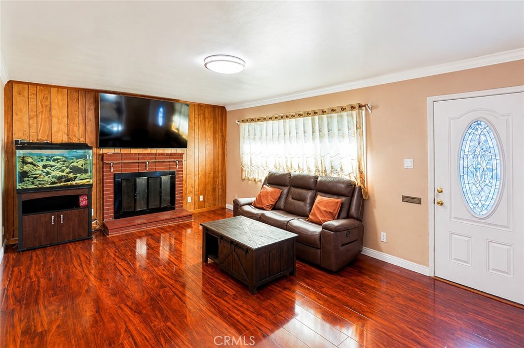 13122 Birchwood Street Property Photo 2