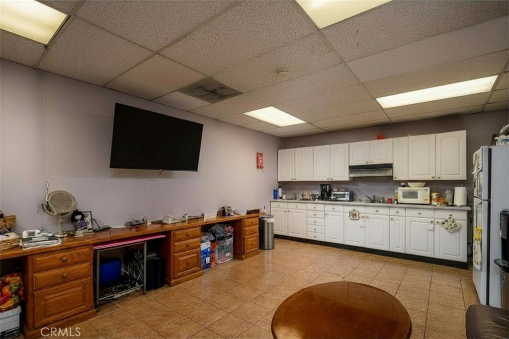 16346 Whittier Boulevard Property Photo 10