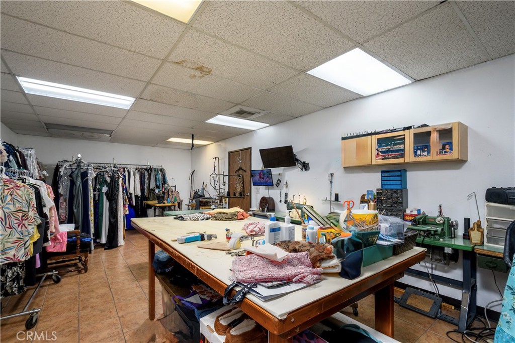 16346 Whittier Boulevard Property Photo 11