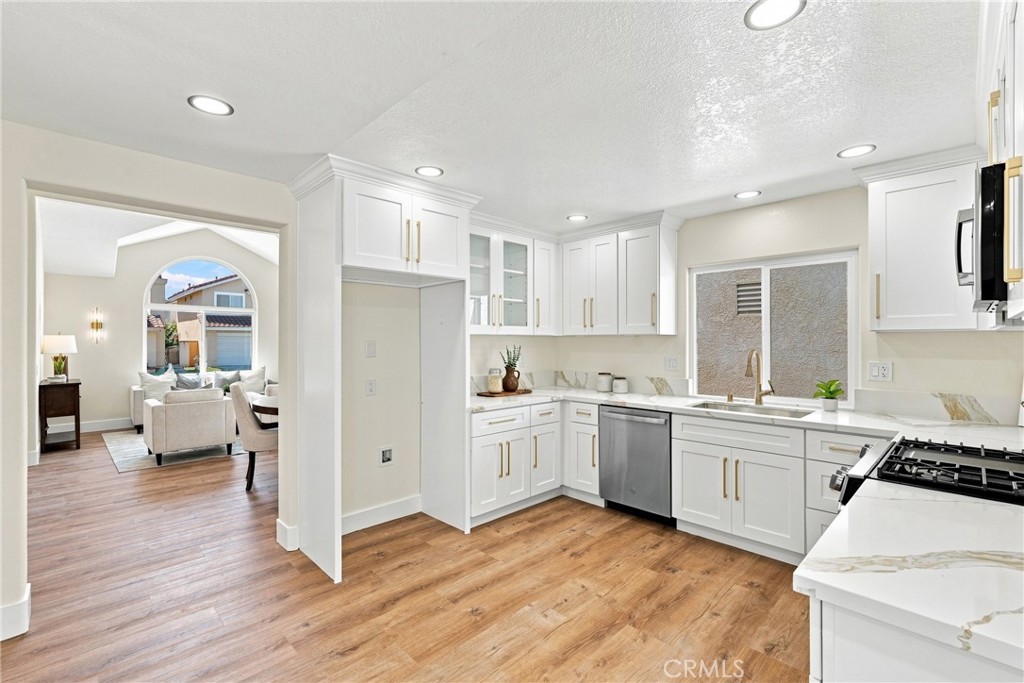 30062 Topsail Property Photo 9
