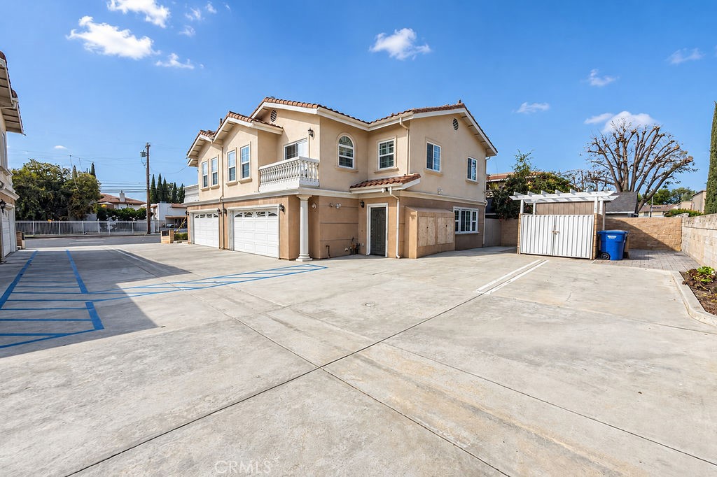 7592 Artesia Blvd D Property Photo 3