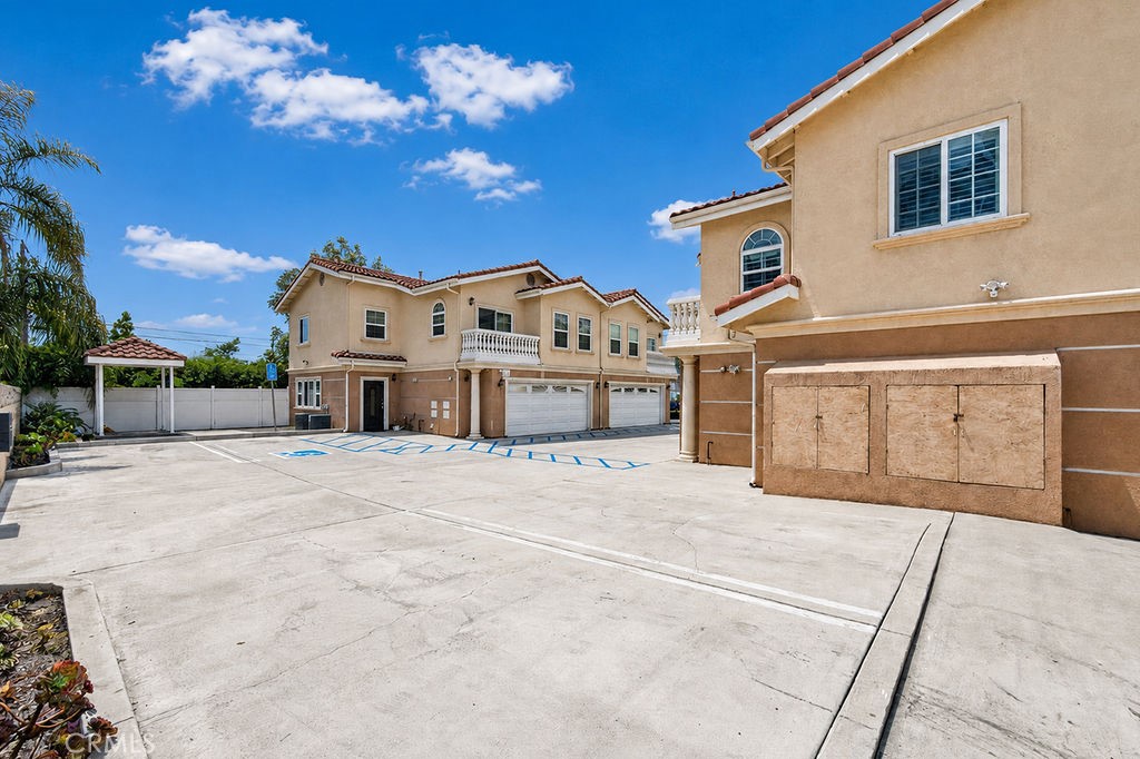 7592 Artesia Blvd D Property Photo 6
