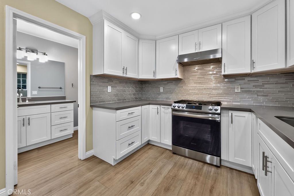 7592 Artesia Blvd D Property Photo 17