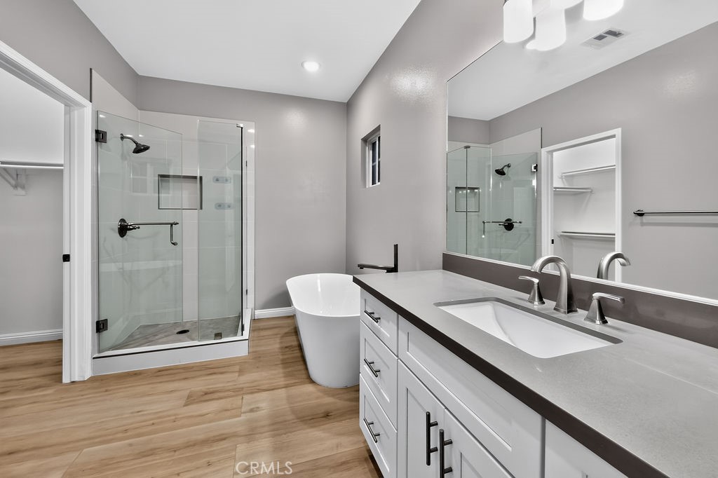 7592 Artesia Blvd D Property Photo 28