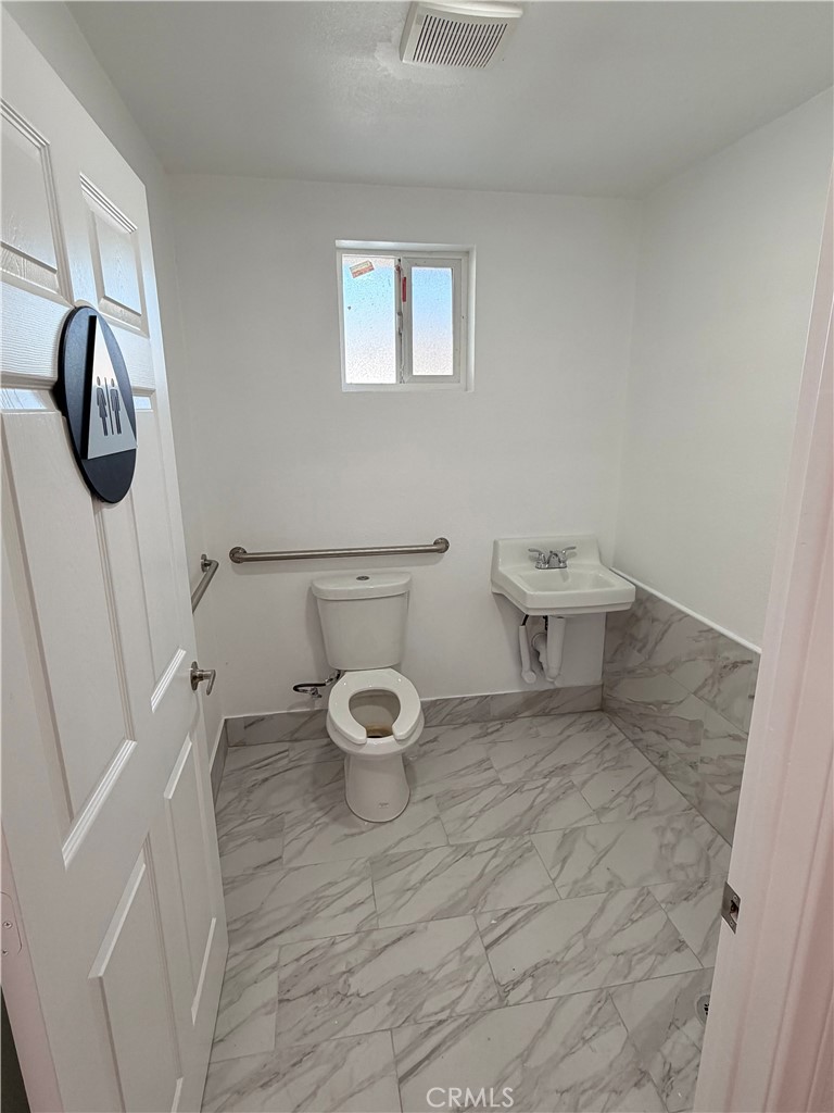 30830 Riverside Drive Property Photo 17