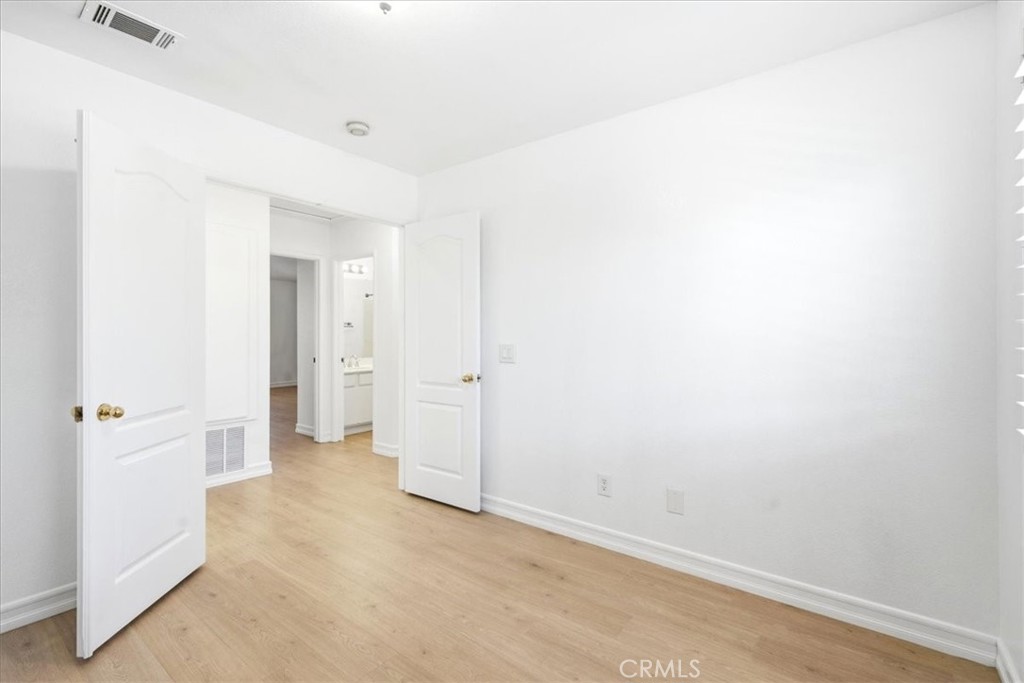 1473 Holcomb Property Photo 17
