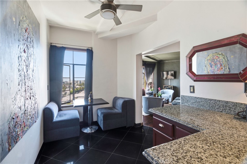 800 E Ocean 1006 Property Photo 14