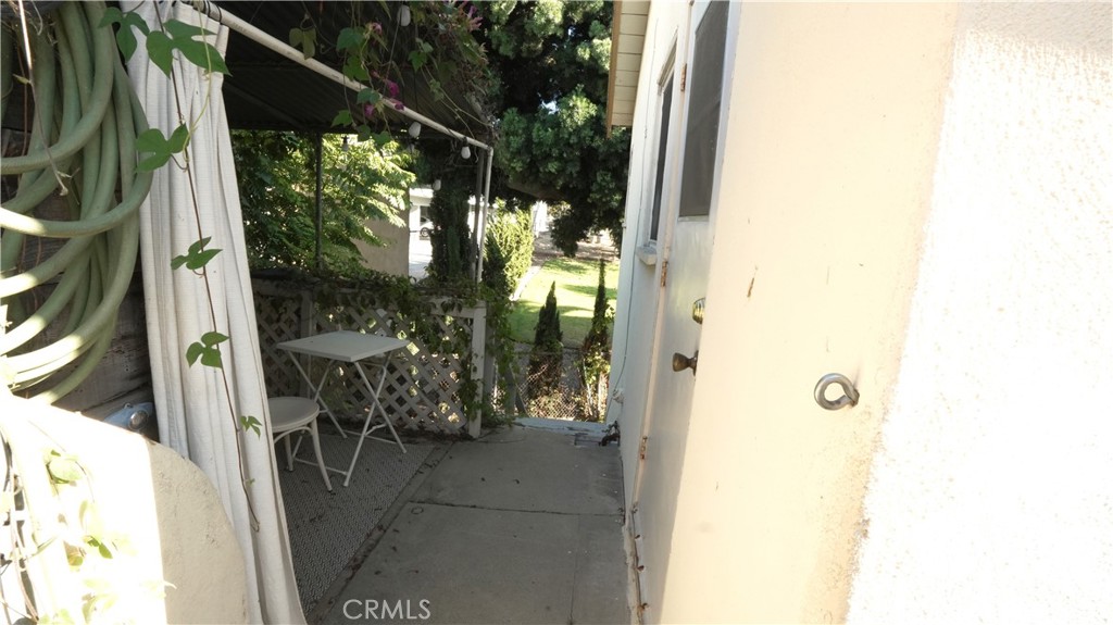 6237 Haviland Property Photo 6
