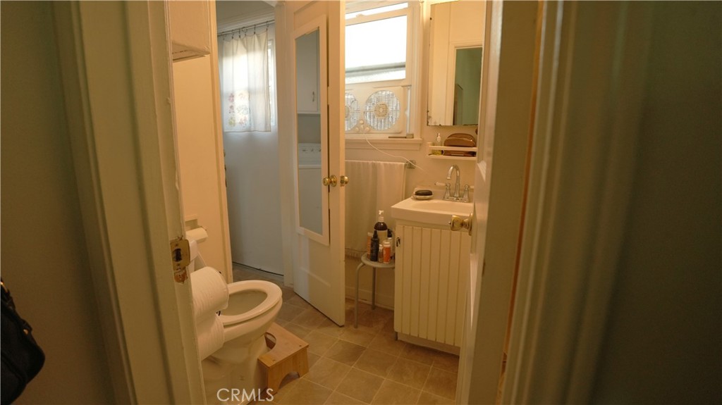 6237 Haviland Property Photo 17