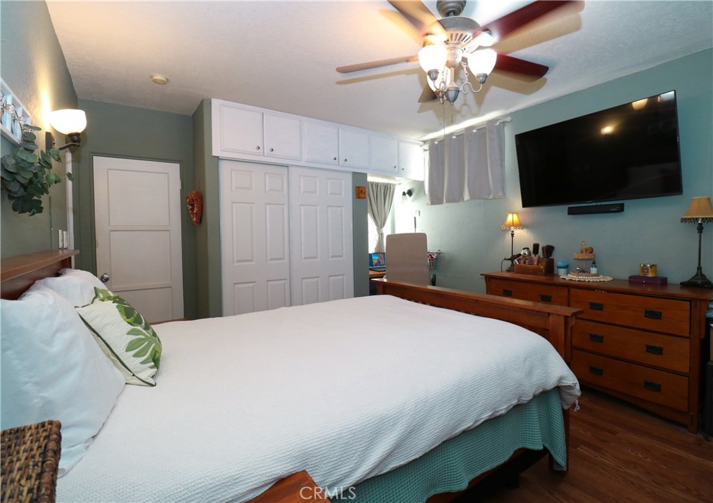 12421 Floral Property Photo 24