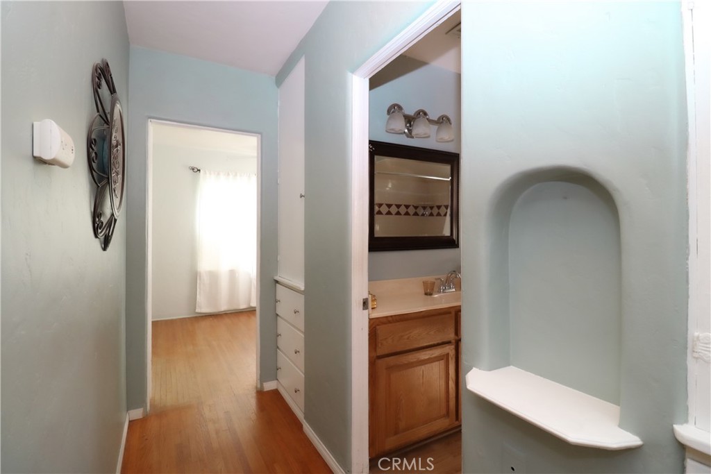 12421 Floral Property Photo 37