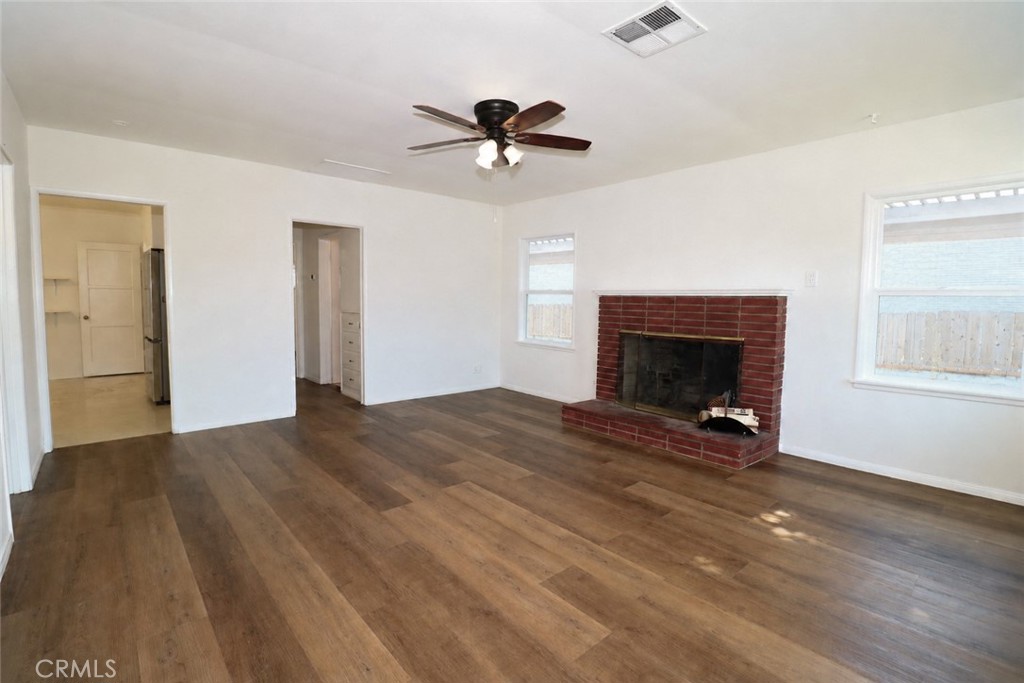 12421 Floral Property Photo 38