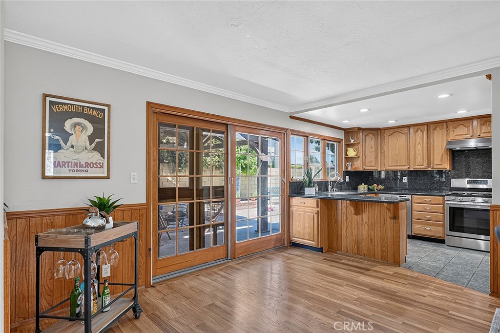 3541 Goldenrod Property Photo 11