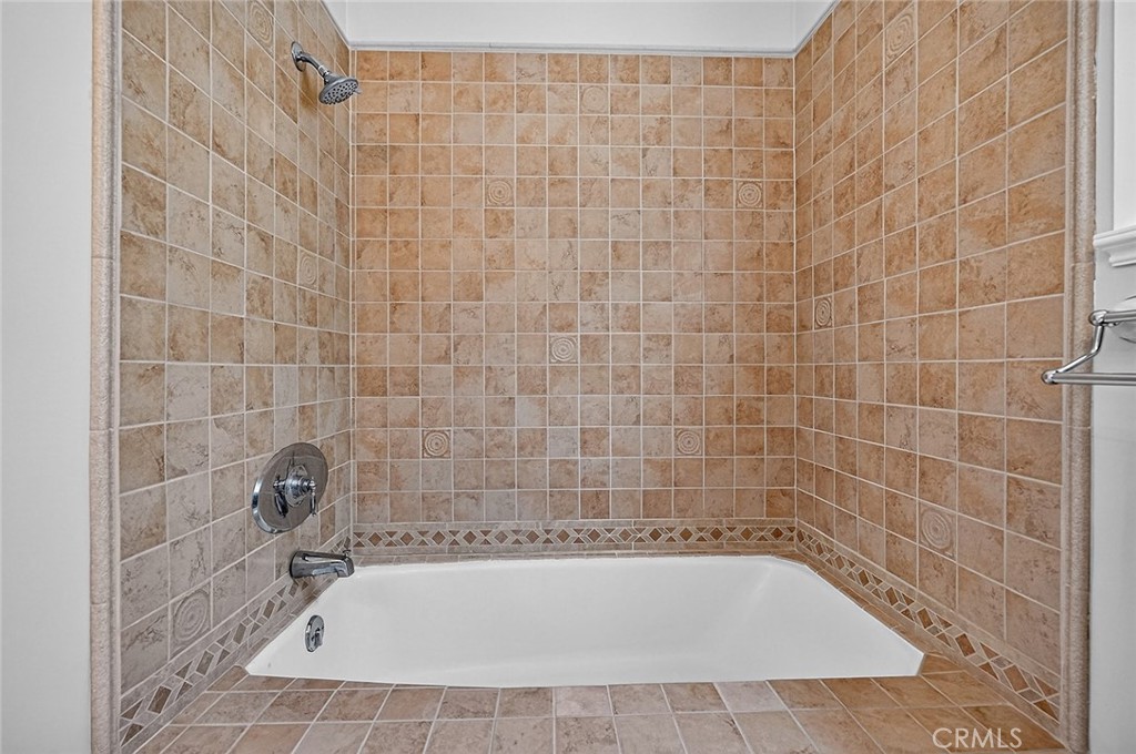 3541 Goldenrod Property Photo 34