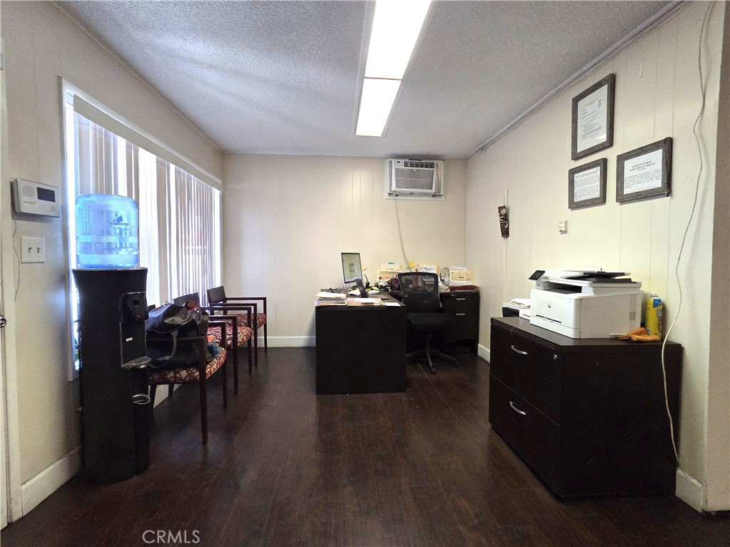 13435 Imperial Highway Property Photo 13