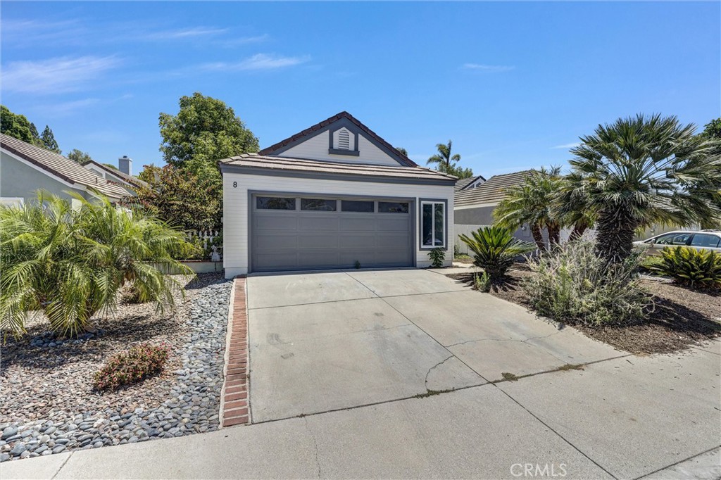 8 Misty Creek Property Photo 5