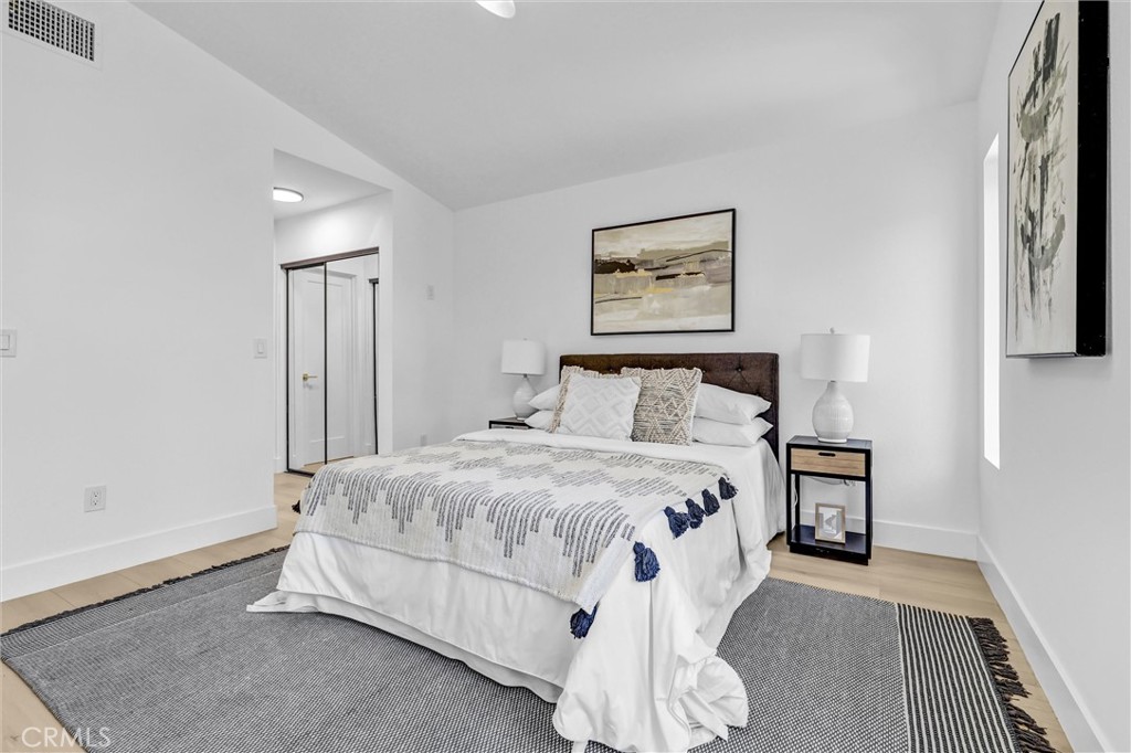 8 Misty Creek Property Photo 24
