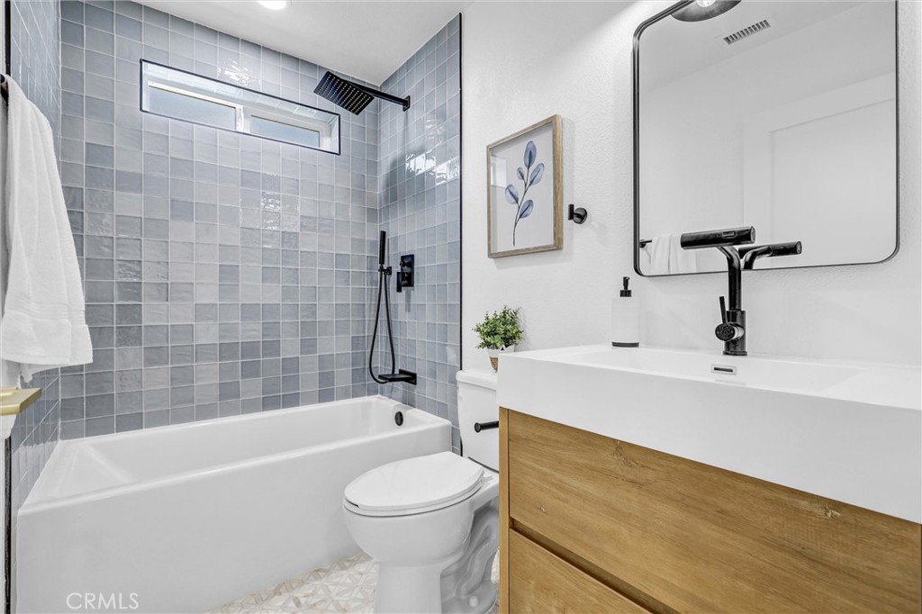 8 Misty Creek Property Photo 34