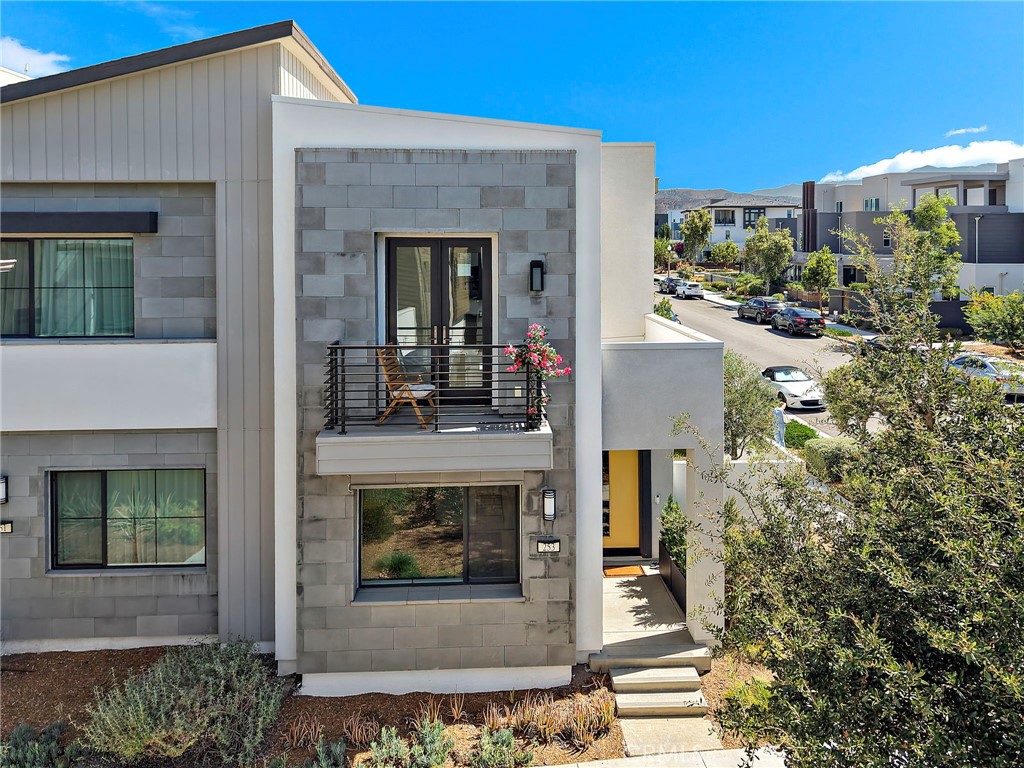 253 Novel Property Photo 1