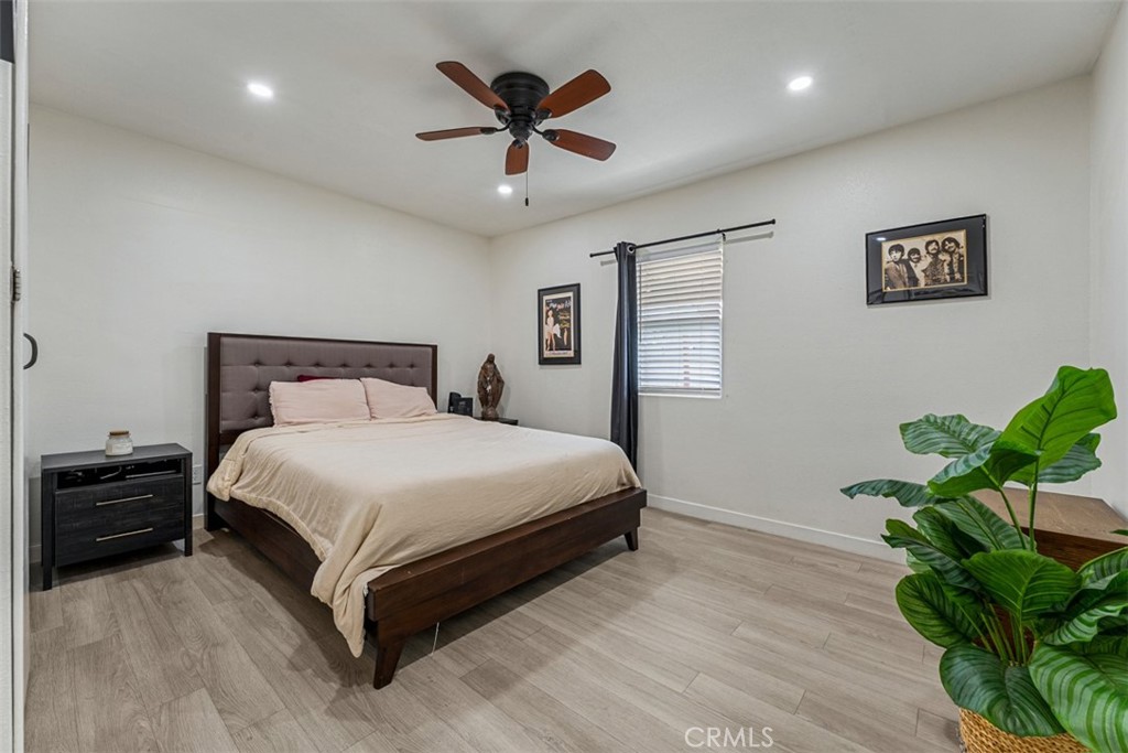 4327 E Philo Property Photo 15