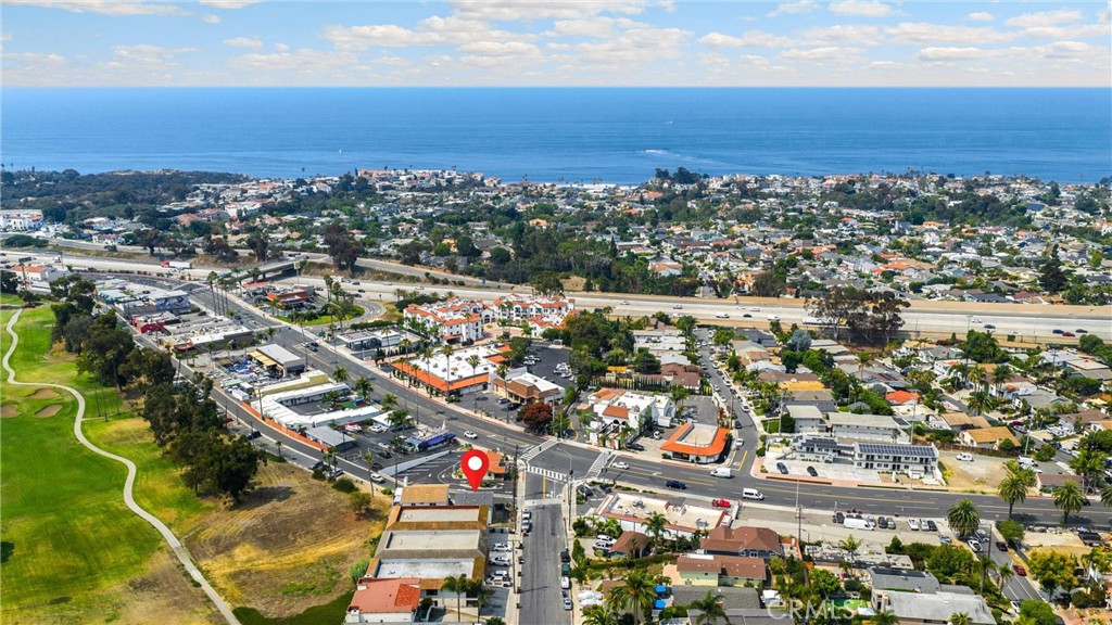 102 E Avenida San Gabriel