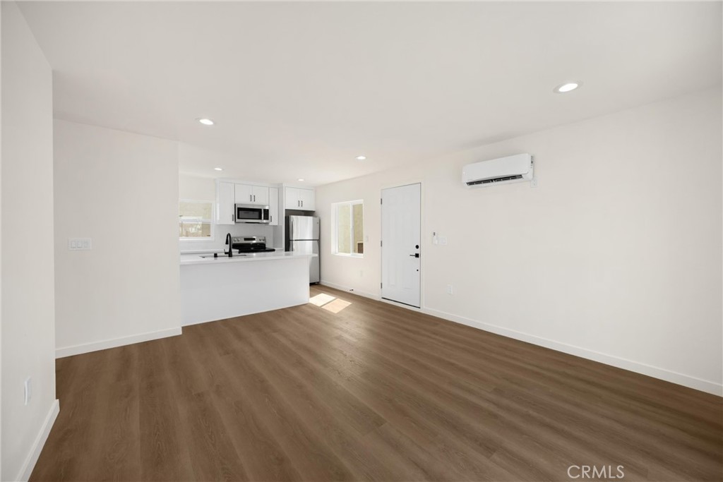 102 E Avenida San Gabriel Property Photo 33