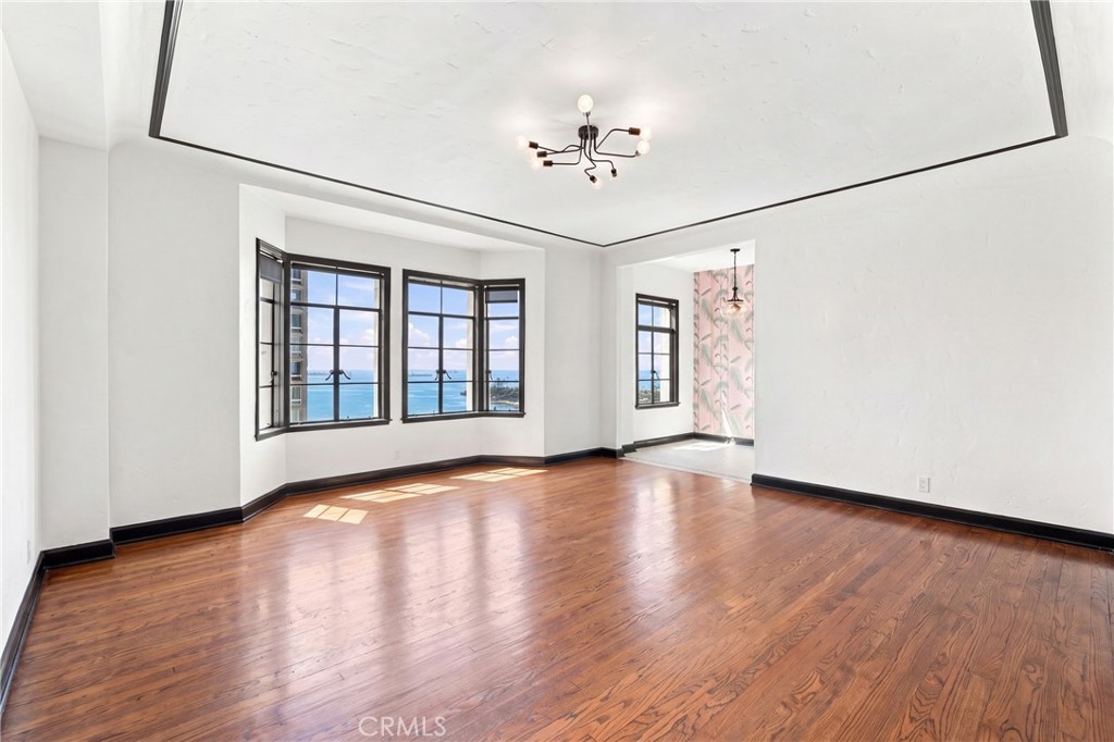 800 E Ocean #905 Property Photo