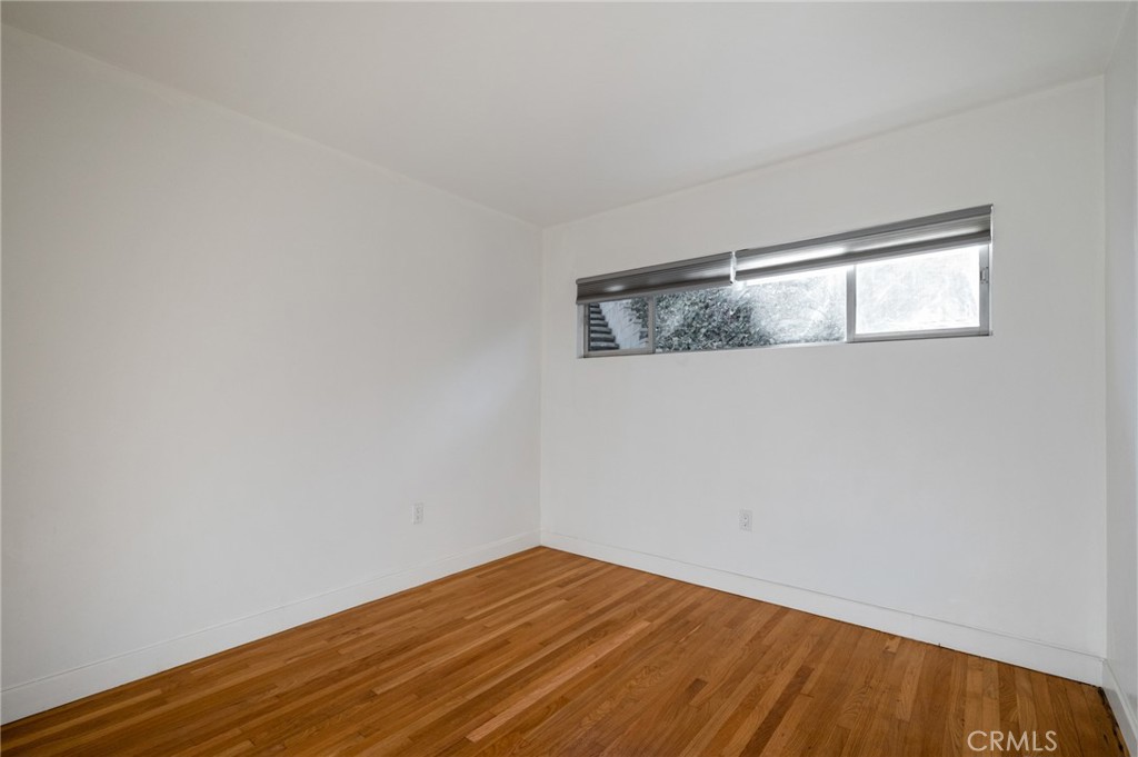 29417 N Enrose Avenue Property Photo 22