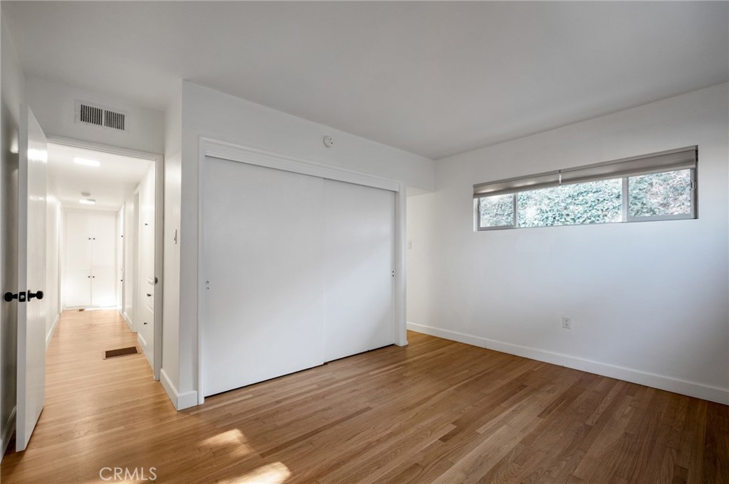 29417 N Enrose Avenue Property Photo 28