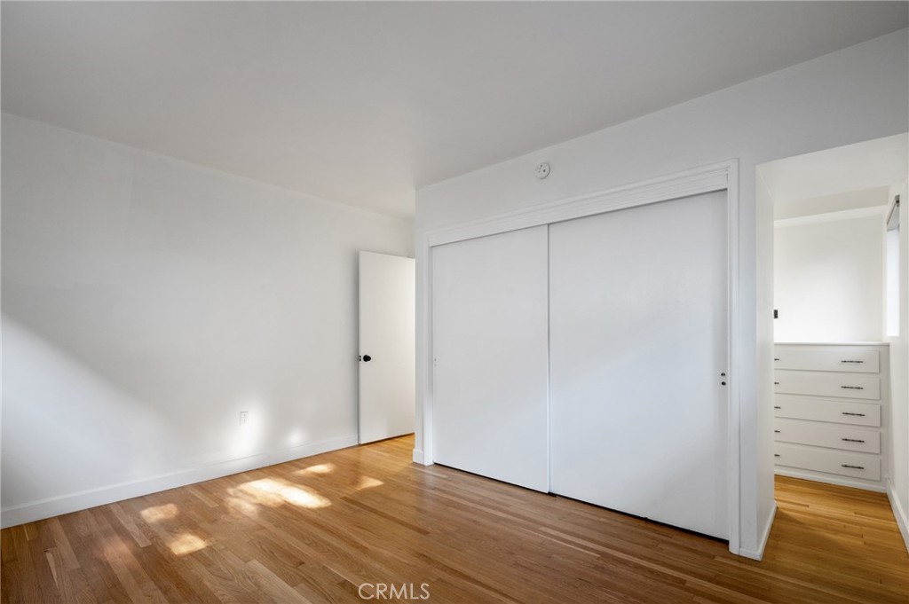 29417 N Enrose Avenue Property Photo 29