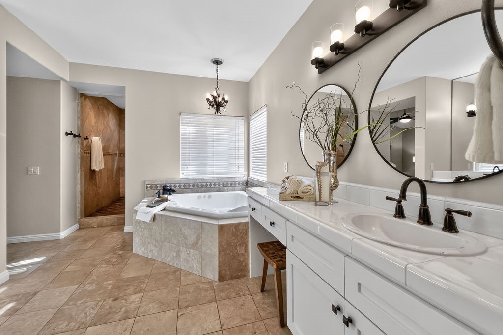 8784 E Banner Ridge Drive Property Photo 42