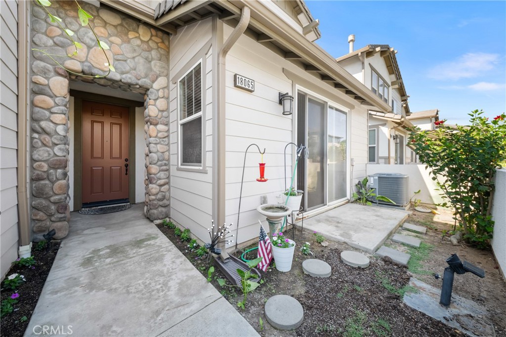 18065 Magee Property Photo 7