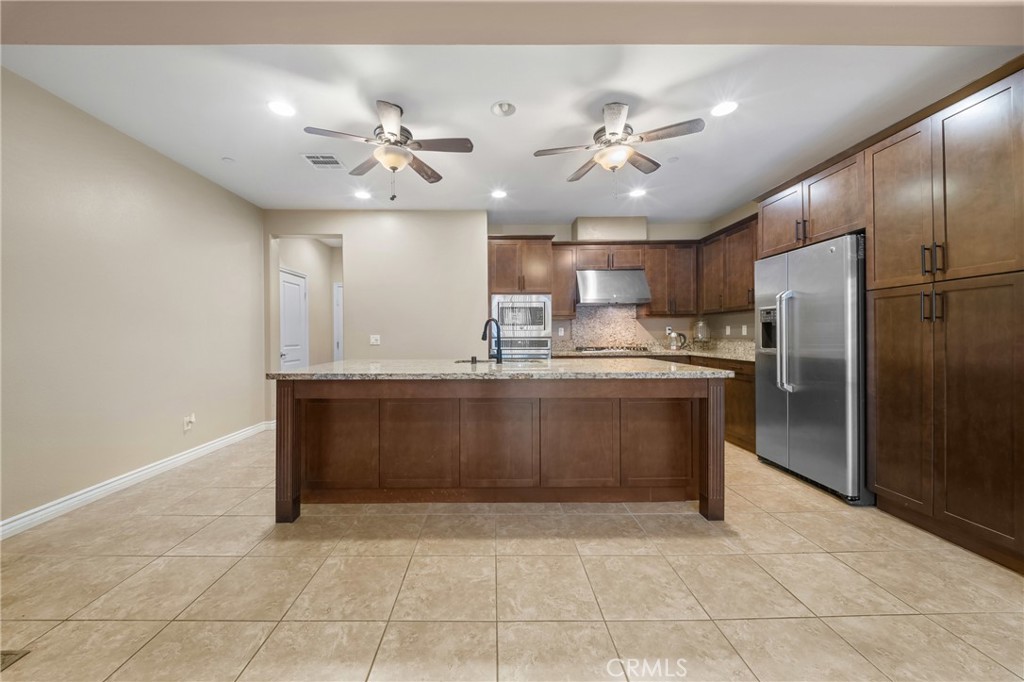 18065 Magee Property Photo 12