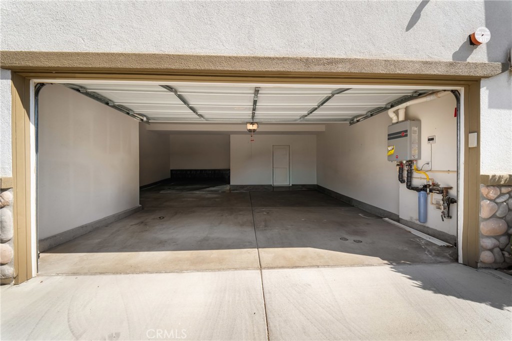 18065 Magee Property Photo 43