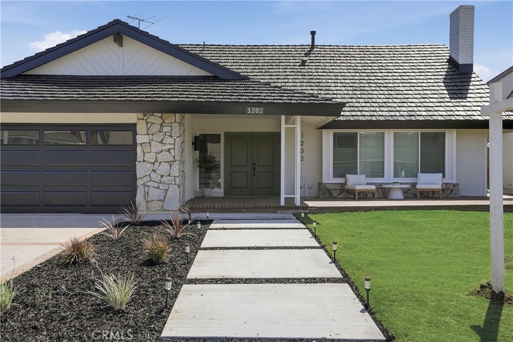 1202 Limerick Property Photo 3