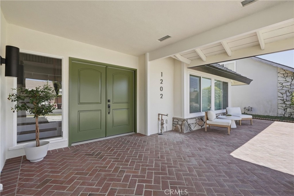 1202 Limerick Property Photo 4