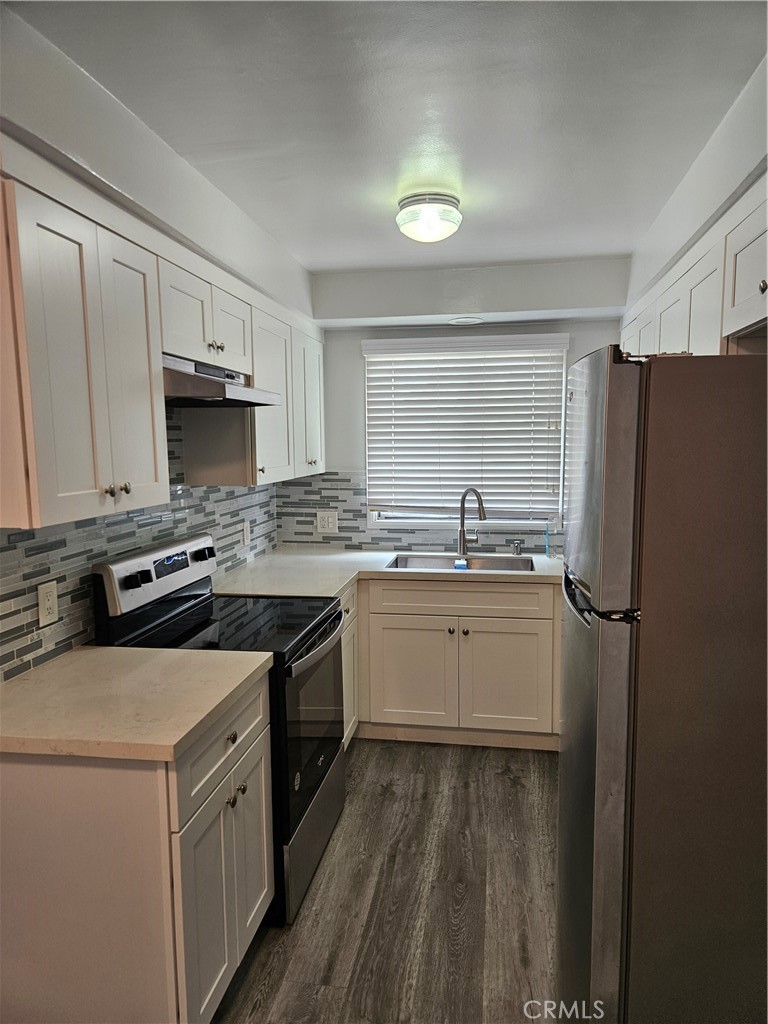 1724 E 1st 3 Property Photo 10
