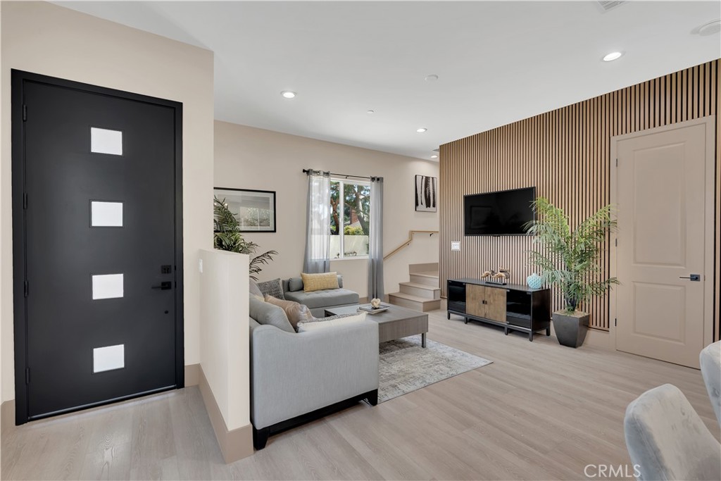 8224 Starr Street Property Photo 2