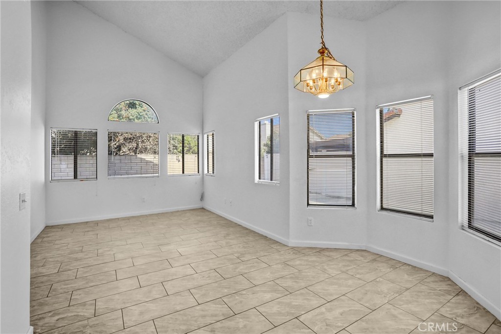 6565 Sonoma Avenue Property Photo 6