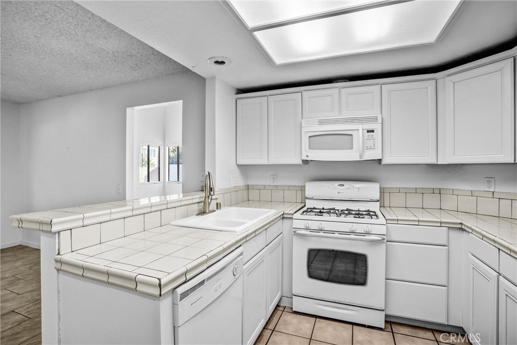 6565 Sonoma Avenue Property Photo 11