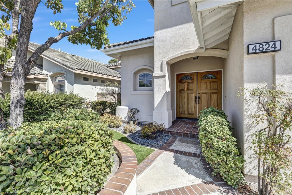 4824 Firenza Drive Property Photo 3