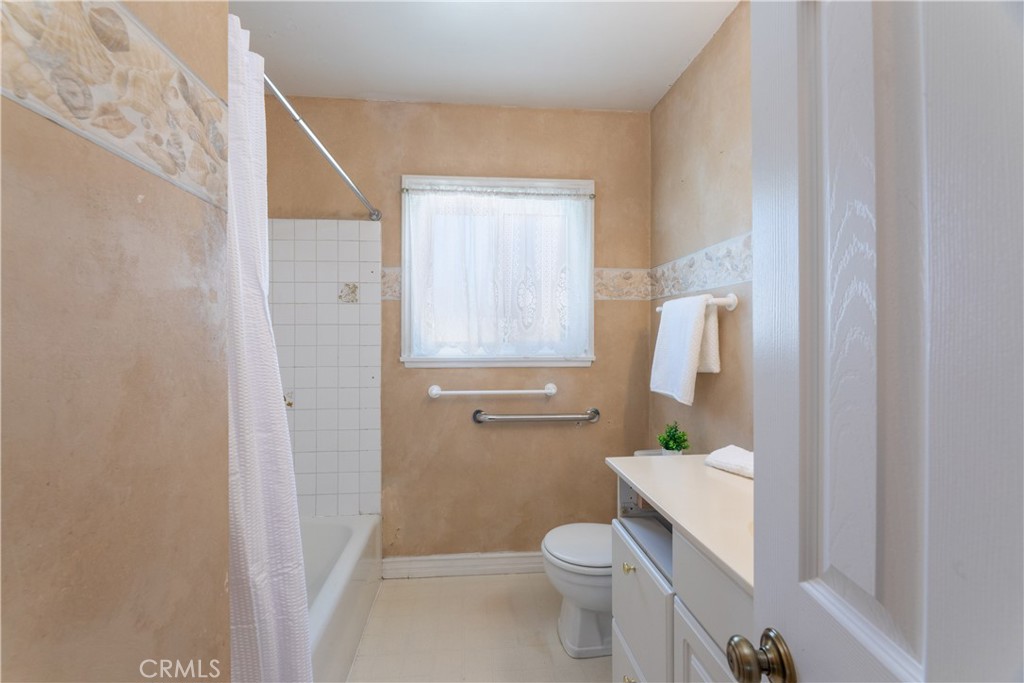 5710 Faust Property Photo 21